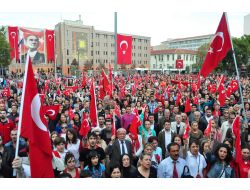 Cumhuriyet'in 89. Yılı Efeler Ve Bando Eses Eşliğinde Kutlandı