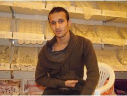 Yolda Yürüyen Gencin Üzerine Dördüncü Kattan Çanak Anten Düştü