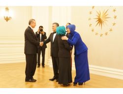 "Emine Hanım'la Bizi Buraya Sokmayanlar Utansın"