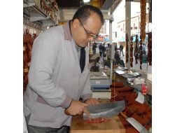 Bayram Tatilinde Artan Pastırma Satışları Esnafın Yüzünü Güldürdü