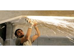 İzmir'deki Eski Tekel Binası devrediliyor..