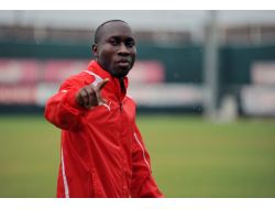 Fenerbahçe Galibiyetiyle Sükse Yapan Antalyaspor, Trabzonspor'a Hazırlanıyor