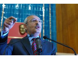 Kılıçdaroğlu: Milli Bayramın Yasaklanması Demokrasinin Kara Lekesidir