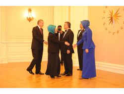 Cumhurbaşkanı Gül, Resepsiyonda Bin 150 Davetliyi Ağırladı (Özel)
