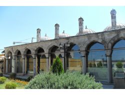 Şemsipaşa Halk Kütüphanesi Tarihe Kazandırılıyor