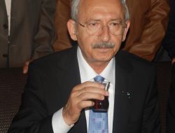 Üç Maymunu Oynayan Bir Hükümet Var