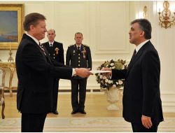 Letonya Büyükelçisi Gül'e Güven Mektubu Sundu