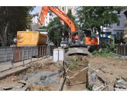 Yayalaştırma İçin Taksim’e İlk Kazma Vuruldu