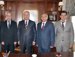 Vali Daşöz: Manisa Yakın Gelecekte Kiraz Üretiminde Lider Olacak