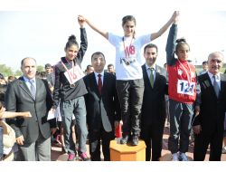 Diyarbakırlı, Cumhuriyet Koşusu'na Büyük İlgi Gösterdi