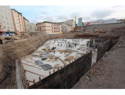 Eski Numune Hastanesi'nin Yerine Yapılacak Parkın Temeli Atıldı