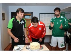 Bursaspor'da Özhan Pulat’a Sürpriz Doğum Günü