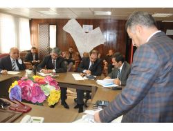 Muş Belediyesi Akaryakıt Alım İhalesine 5 Firma Teklif Verdi