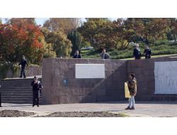 Meclis Önünde Eylem Yapan Şahsın Kimliği Belirlendi