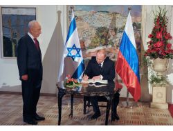Peres, Putin’le Ortadoğu’yu Görüşmek İçin Rusya’ya Geliyor
