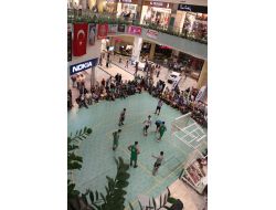 Tarsu'da Streetball Cumhuriyet Kupası Heyecanı Yaşandı