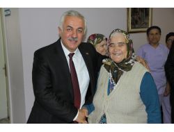 Başkan Özden, Huzurevi Sakinlerini Ziyaret Etti