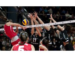 Vakıfbank Şampiyonlar Ligi’nde 2’de 2 Yaptı