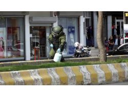 Belediye Önündeki Refüje Bırakılan Tüp, Paniğe Neden Oldu