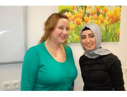 Hollanda'da Bir İlk: Türk Annelere Yönelik Eğitim Projesi