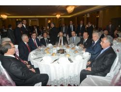 Bakan Yılmaz Şahitlik Yaptı, Aldırmaz Nikah Kıydı