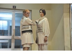 Kargı Bezi'nden Elbiseler, Görücüye Çıktı