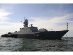 Rus Savaş Gemileri, 40 Yıl Aradan Sonra İran Limanına Demirleyecek