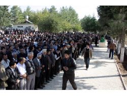 Amatör Takımı Taşıyan Minibüs Kazasında Ölen 2 Kişi Toprağa Verildi