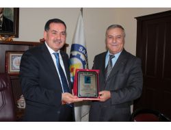 Oğuz Boyları Derneği'nden Başkan Zenbilci’ye Teşekkür Plaketi