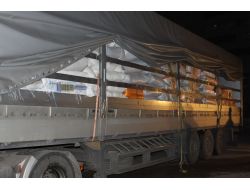 9 Ton Kaçak Çay İle 90 Bin Adet Sigara Sarma Kağıdı Ele Geçirildi