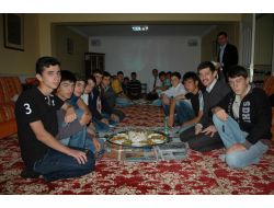 Suşehri Selçuk Fen Dershanesi, Öğrencileri Geleceğe Hazırlıyor