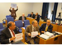 Dışişleri Komisyonu'nda 'Savaşa Hayır' Dövizleri Açıldı