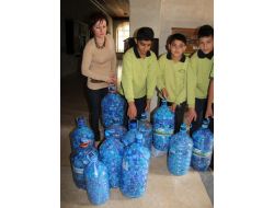 Topladıkları 22 Bin Mavi Kapakla Engellilere Destek Oldular