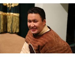 Kazakistan’da İlk Defa Bir Oyun Türkçe Sahnelendi