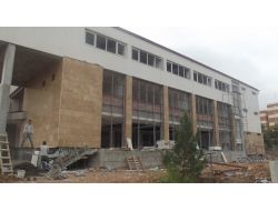 Gençlik Merkezi Binası İnşaatı Son Aşamaya Geldi