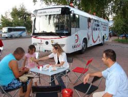 Kızılay, Ücretsiz Kan Değeri Ve Tansiyon Ölçümü Hizmeti Veriyor