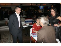 Abd'deki Heyecan Adana'da Yaşandı