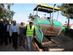 Balıkesir'de İki Mahallede Asfalt Çalışması Başlatıldı