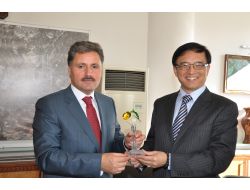 Çin Maslahatgüzarı Wang: Malatya, Dünya Kayısı Başkenti Olarak Biliniyor