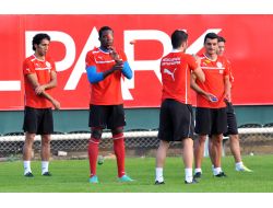 Teknik Direktör Özdilek: Ligin Üst Sıralarına Çıkmak Kolay, Ama Durmak Zor