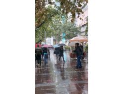 Etkili Olan Yağış, Trafikte Yoğunluğa Neden Oldu!