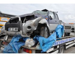 Mıcır Dökülen Yolda 2 Saatte 4 Kaza Yaşandı: 2 Ölü 11 Yaralı