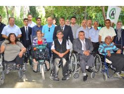 Ak Parti'den, Tarsus Sakatlar Derneği'ne Ziyaret