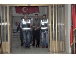 Eski Karısının Katil Zanlısı Polise Teslim Oldu