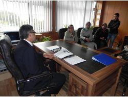 Öğretmene Saldırdığı İddia Edilen Veliye Diğer Velilerden Tepki Geldi