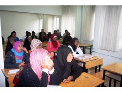 Somalililer Türkçe Kursunda Hem Dil Hem De Kültür Öğreniyor