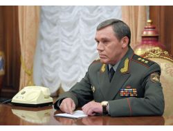 Putin Genelkurmay Başkanı'nı Da Görevden Aldı