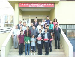 Burç Öge'nin Başarılı Öğrencilerine Ödül