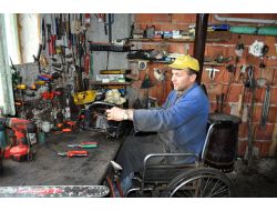 Belden Aşağısı Felç Olan Hüseyin Usta, Hızarcılıkla Geçimini Sağlıyor