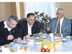 “özbekistan’a Karşı Sevgi Doluyuz”